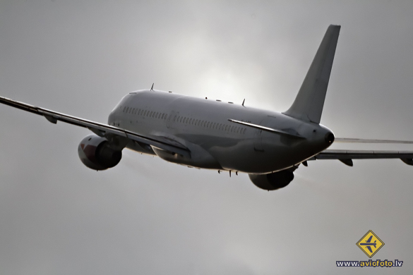 Airbus A320-211